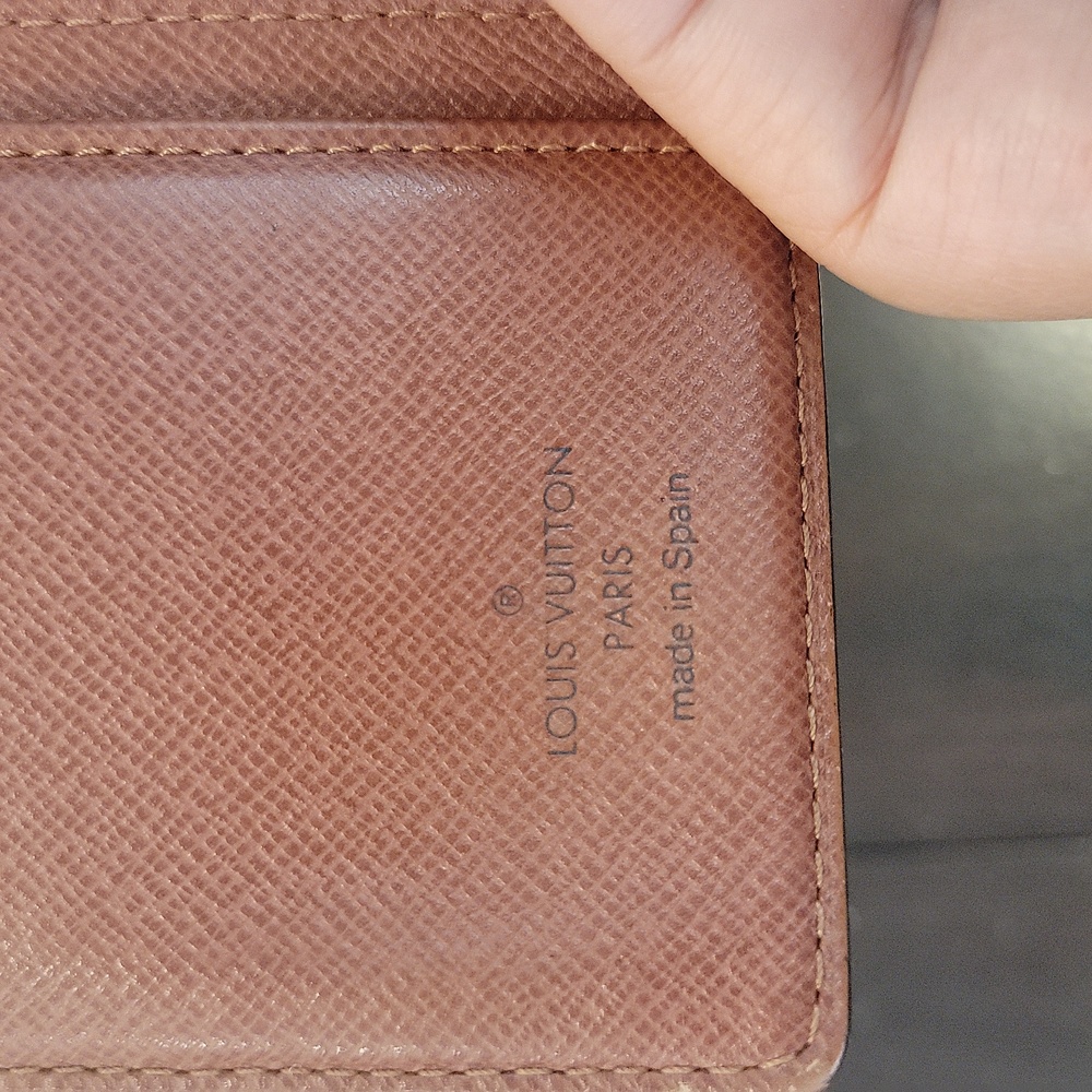 Authentic Louis Vuitton kisslock wallet - Picture 8 of 10